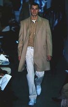 Load image into Gallery viewer, Helmut Lang AW1998 Wool Chesterfield Coat in Camel - Size 54