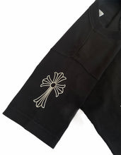 Load image into Gallery viewer, Chrome Hearts Horseshoe Logo Cross Pocket Tee - Size S
