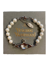 Load image into Gallery viewer, Vivienne Westwood - Silver Orb Pearl Bracelet

