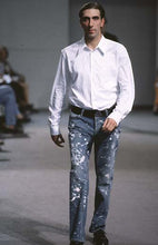 Load image into Gallery viewer, Helmut Lang SS1998 Classic Painter Denim (Vintage Sanded) - Size 31
